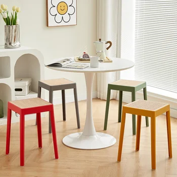 Quente-vendendo a Nórdicos engrossado plástico fezes imitação de vime plástico cadeiras de jantar on-line celebridade restaurante equipotenciais